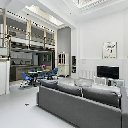 Montmartre Theater Loft-3